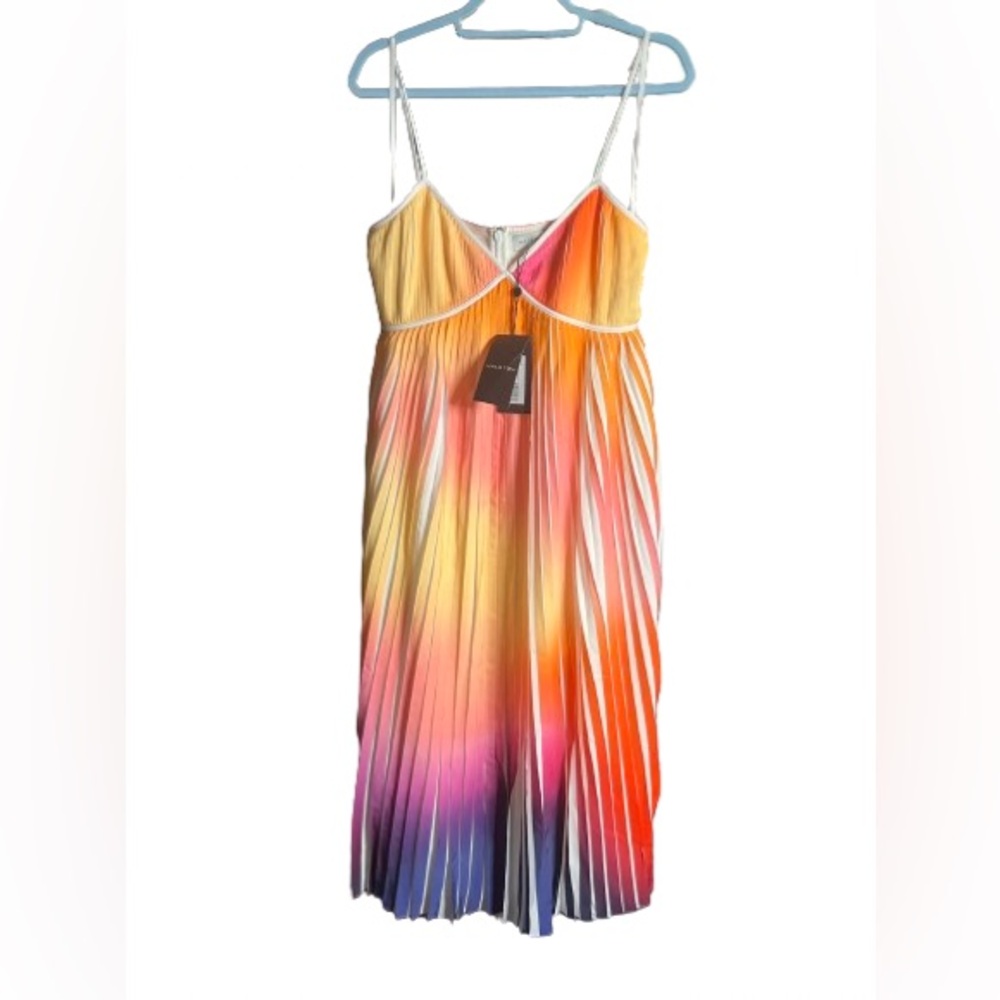 NWT - Halston Mollie Dress in Pleated Print - Sunset Abstract - Size 8